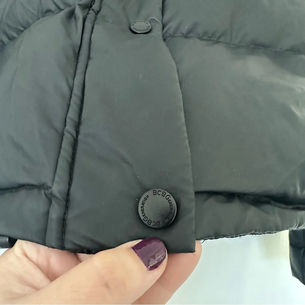 BCBGeneration (M) BCBG Black Matte Classic Quilted Puffer Winter Coat with Hood - Picture 4 of 13